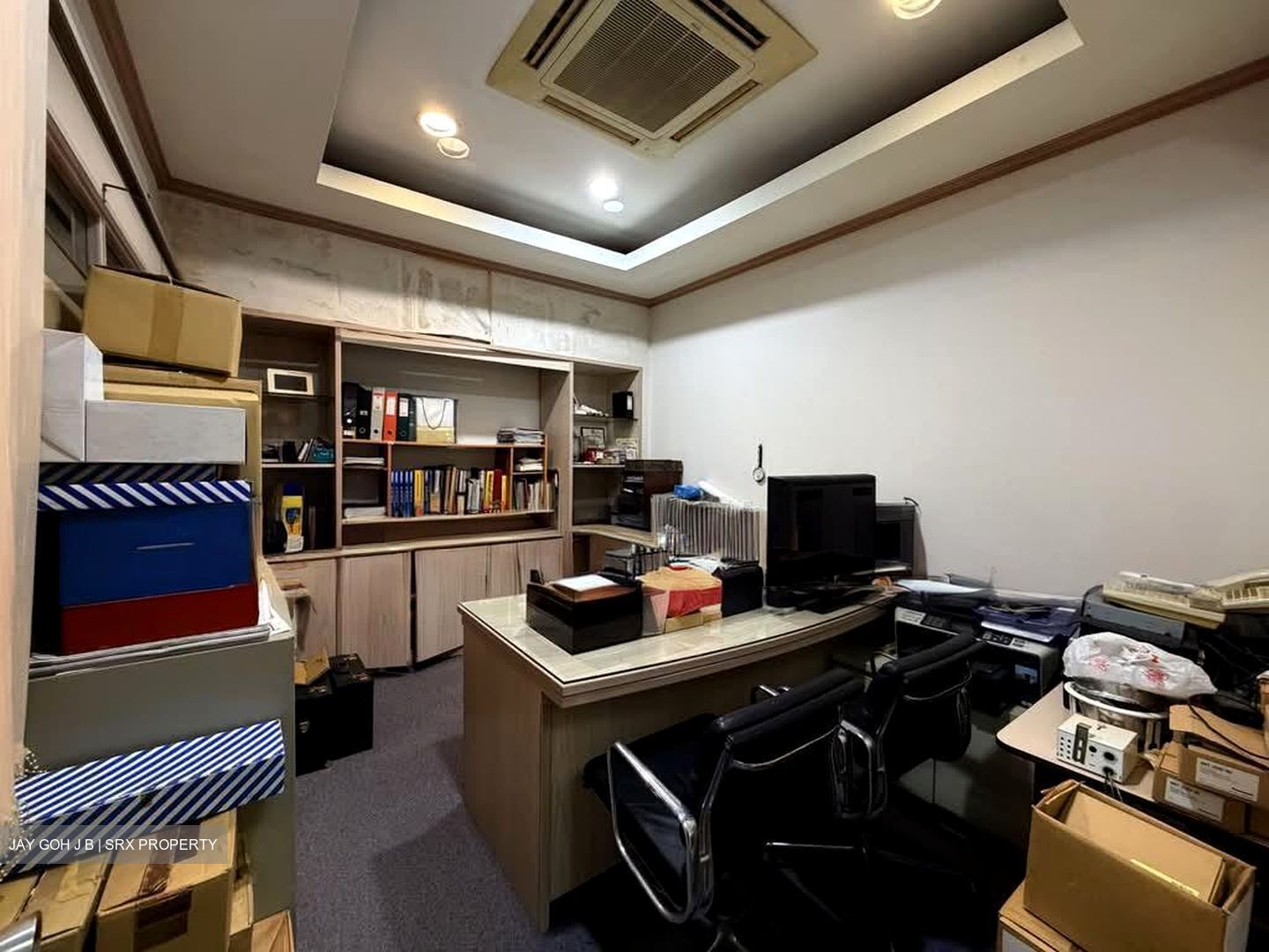 Uni Building (D15), Office #591805471